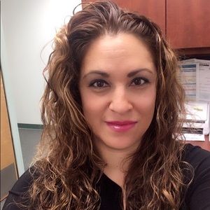 Meet your Posher, Melissa